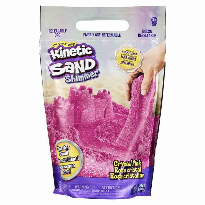 Se Kinetic Sand®, med glitter - 900g i pose (pink) hos KÆRE BØRN