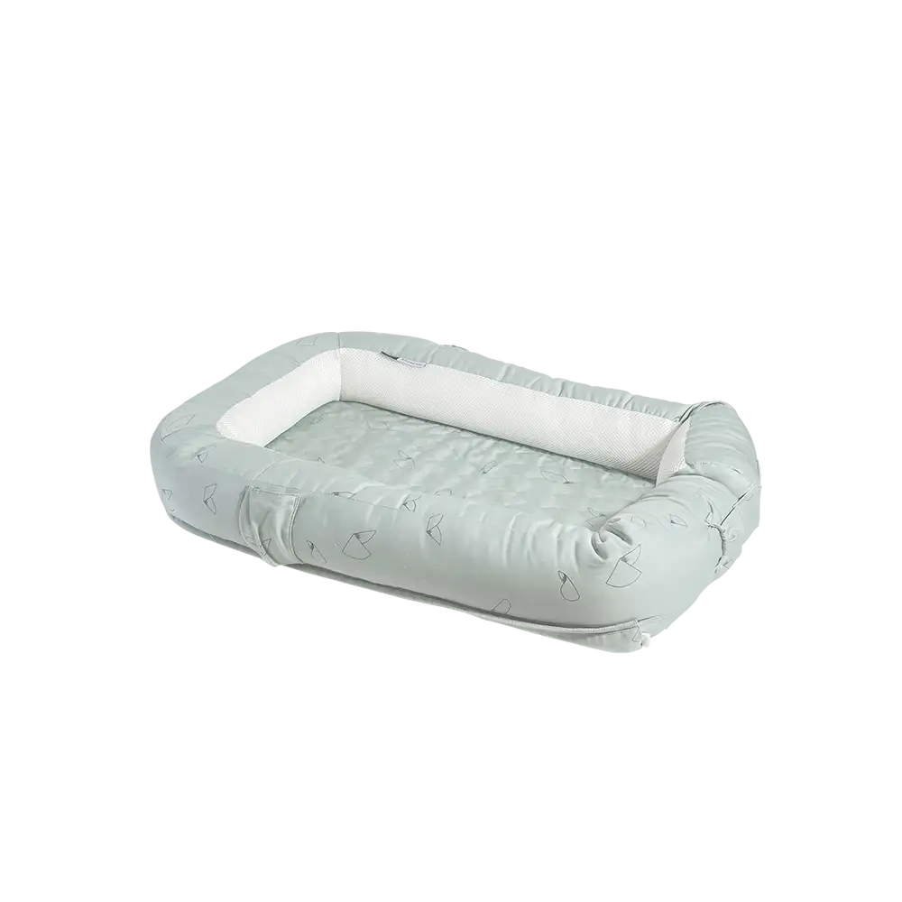 8: Najell Babynest Tulip - Dream Mint