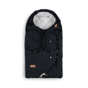 Voksi Carry North, Black Flying